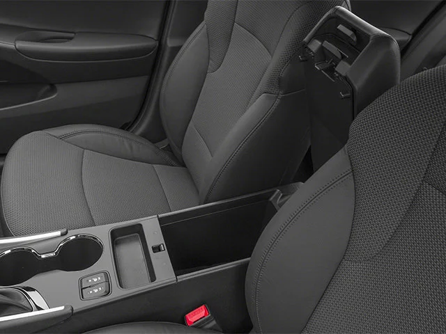 Used 2014 Pearl White Hyundai GLS image 20