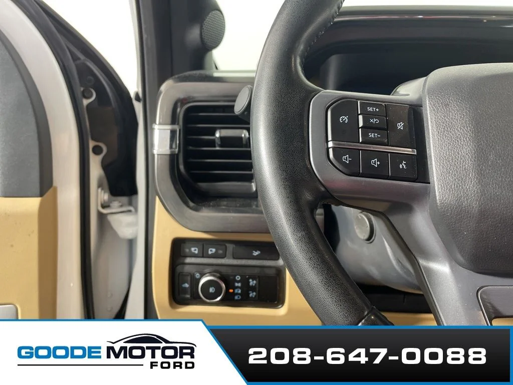 Certified Used 2023 Oxford White Ford Lariat image 14