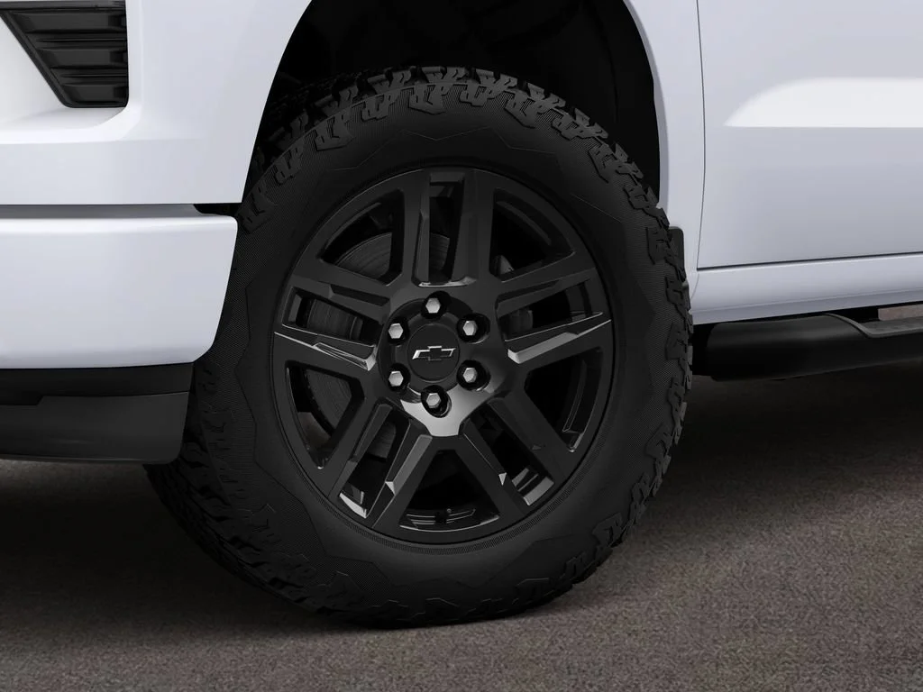 New 2026 Summit White Chevrolet Custom image 4