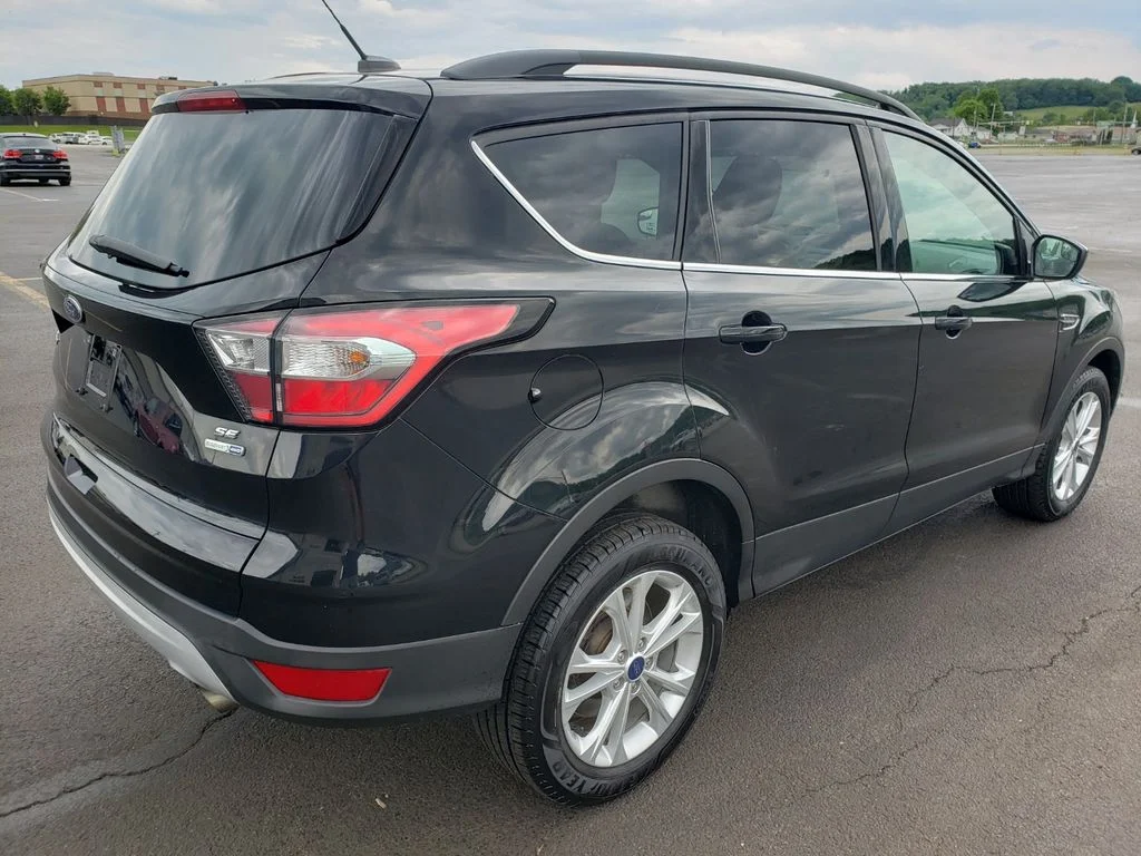 Used 2018 Black Ford SE image 4