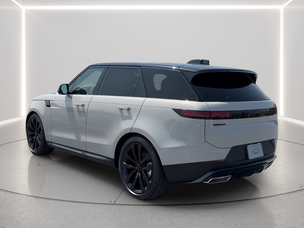 New 2026 Borasco Grey Land Rover SE image 7
