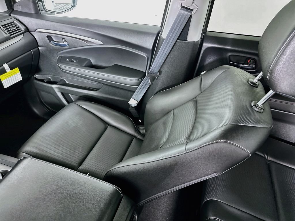 New 2026 Platinum White Pearl Honda RTL image 23