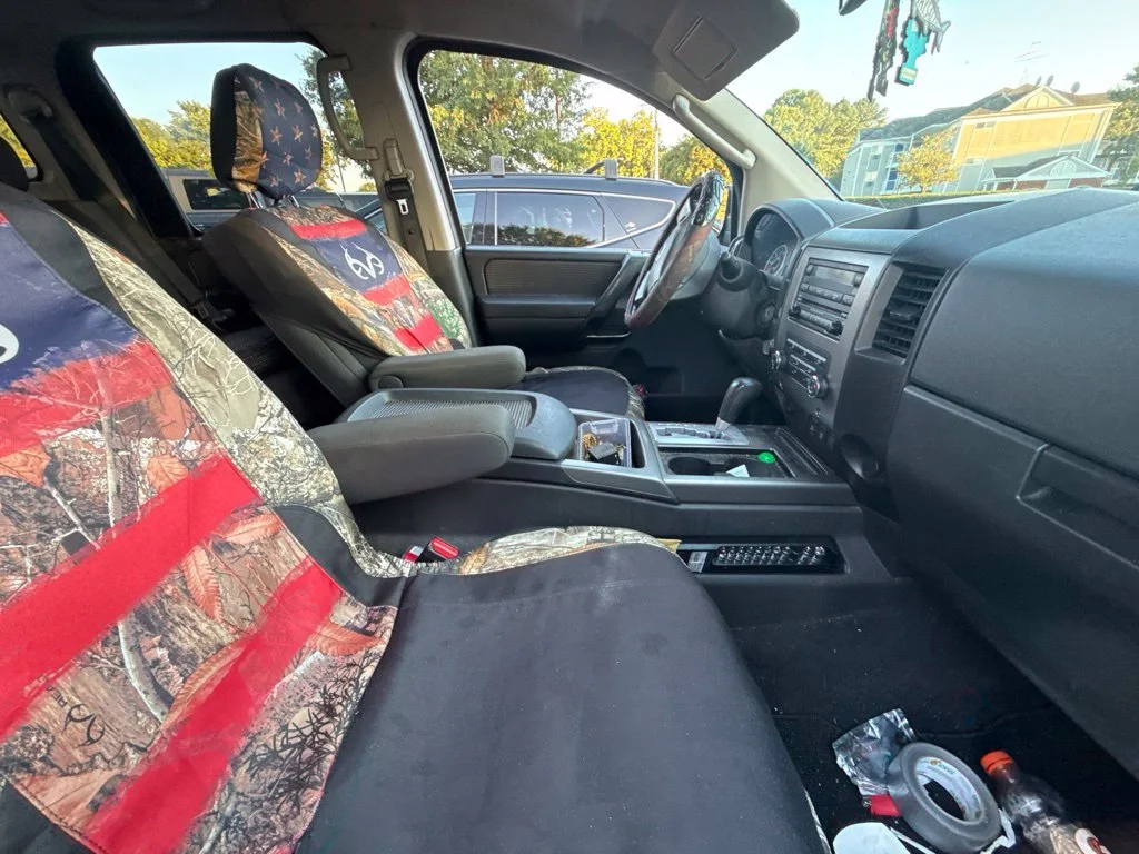 Used 2010 Black Nissan SE image 20