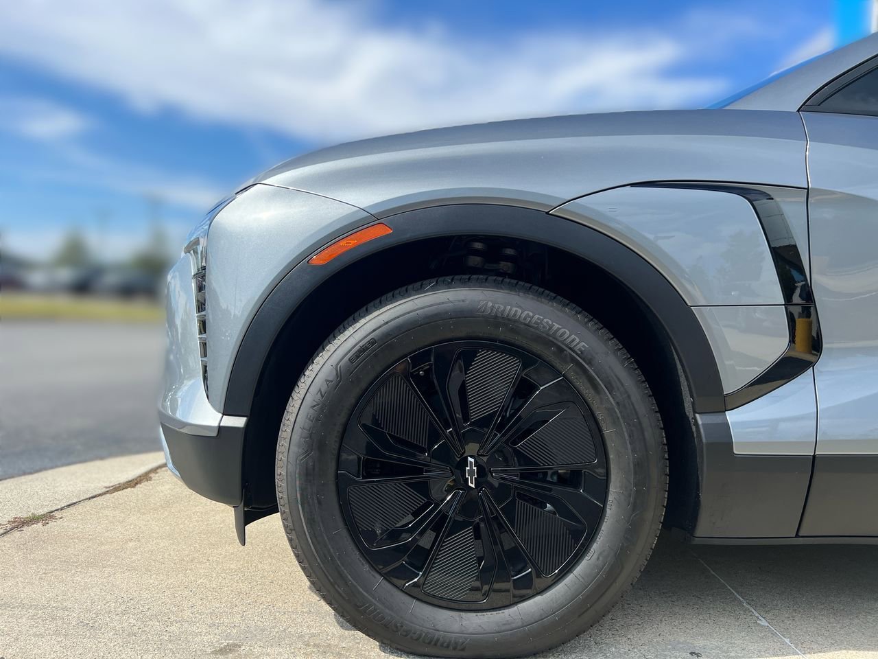 New 2026 Sterling Gray Metallic Chevrolet LT image 28