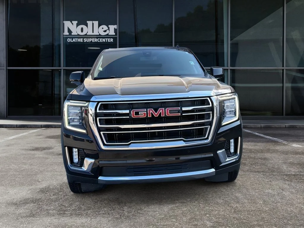 Used 2022 GMC Yukon SLT with VIN 1GKS2BKD1NR302628 for sale in Kansas City