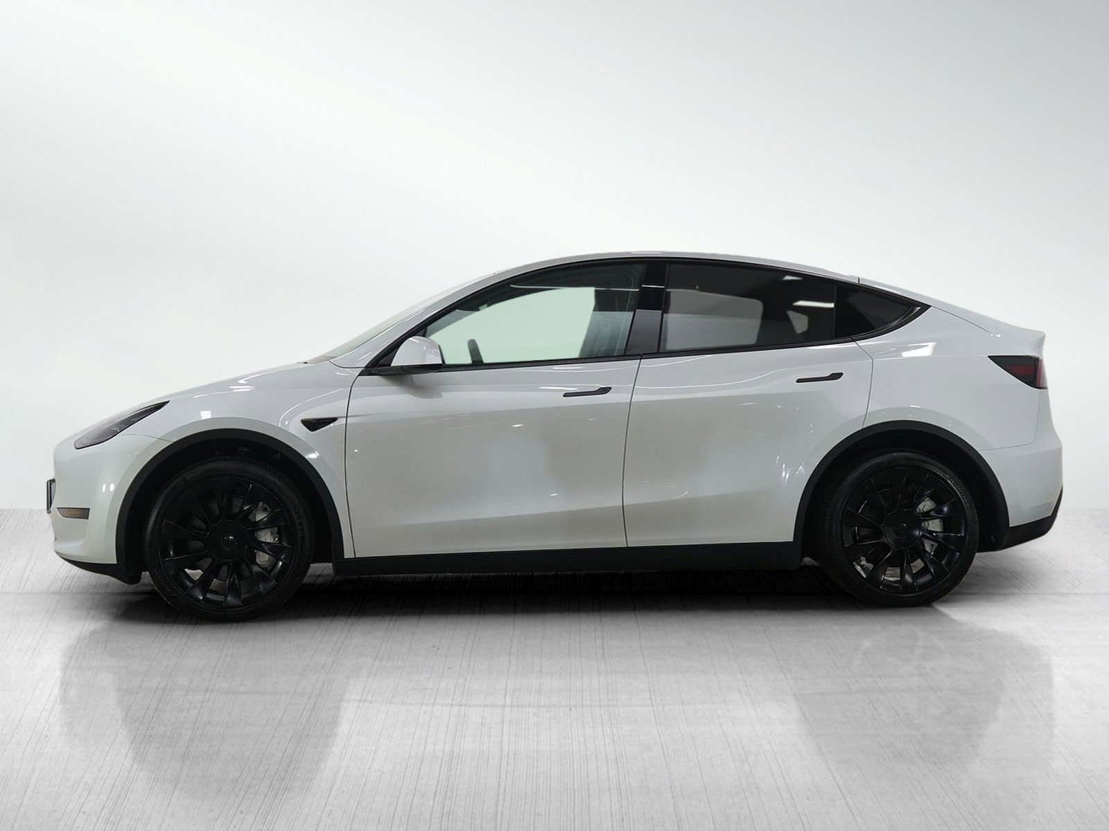 Used 2023 Tesla Model Y Long Range with VIN 7SAYGDEE5PF801709 for sale in Burnsville, MN