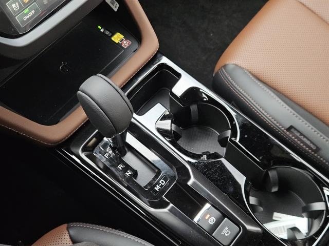 New 2026 CRYSTAL BLACK SILICA Subaru Touring image 16