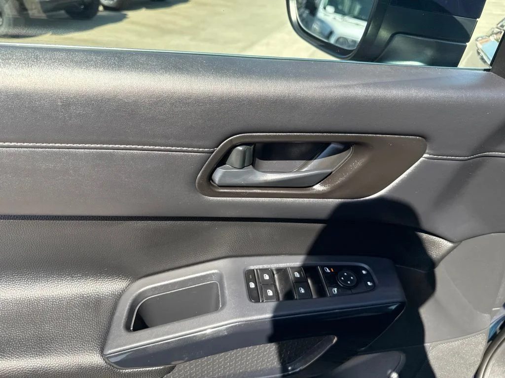 Used 2024 Blue Nissan SV image 14