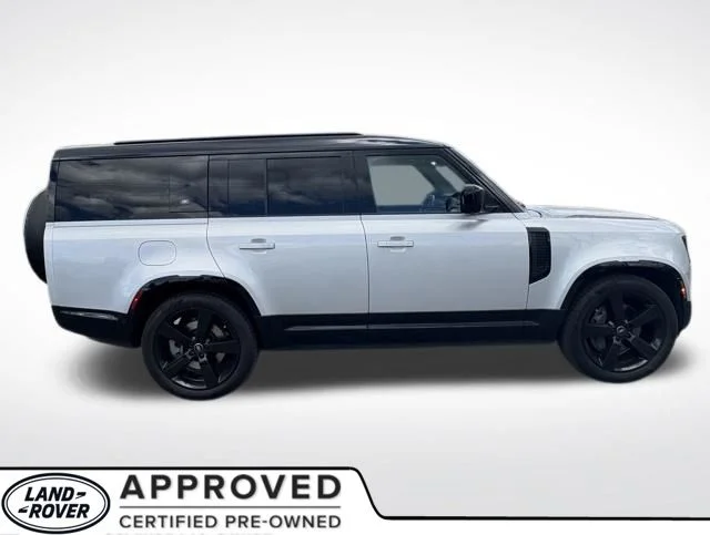 Certified Used 2023 Silver Land Rover X-Dynamic SE image 9