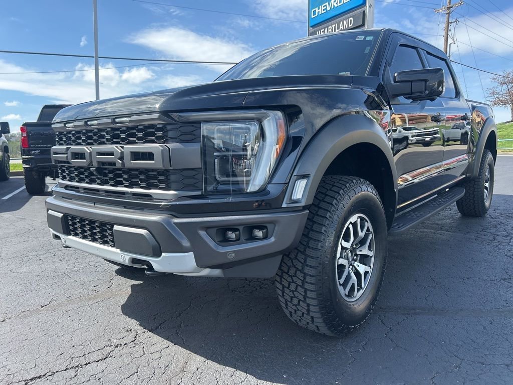 Used 2022 Ford F-150 Raptor with VIN 1FTFW1RG7NFA00449 for sale in Kansas City