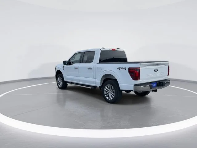 Used 2025 White Ford Lariat image 7