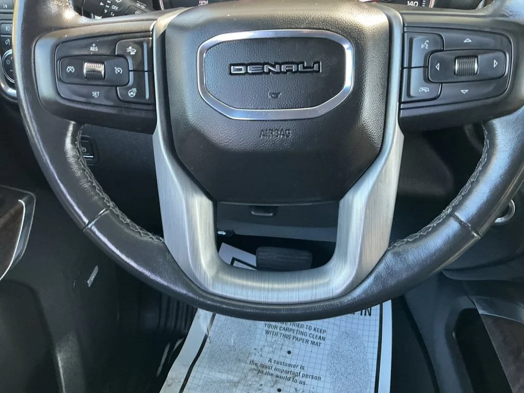 Used 2021 WHITE FROST TRICOAT GMC Denali image 25