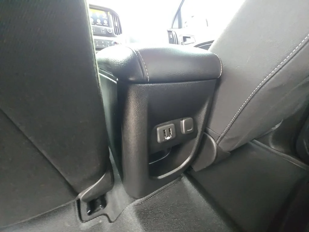 Used 2021 ONYX BLACK GMC 4WD Elevation image 34