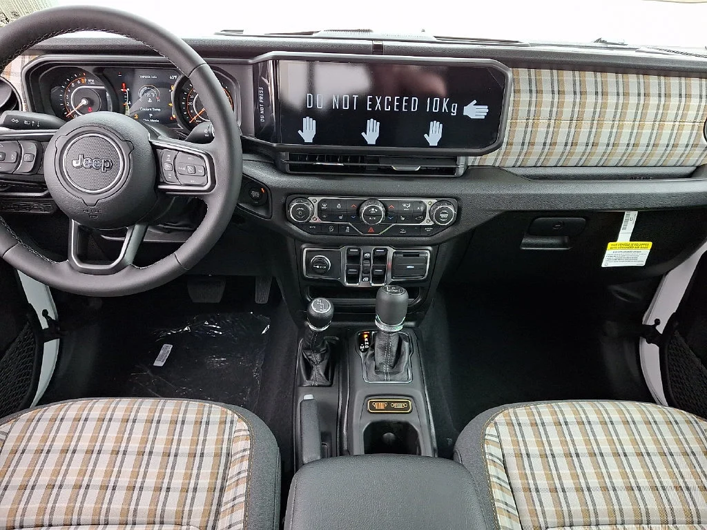 New 2026 Bright White Clear-Coat Exterior Paint Jeep 85th Anniversary Edition image 11