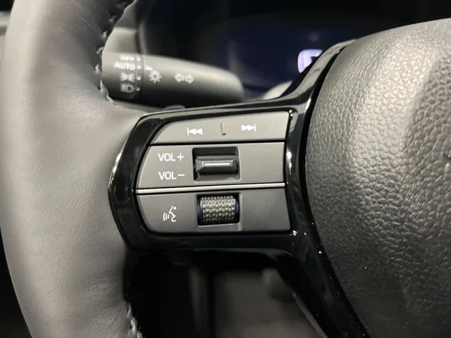 New 2026 Platinum White Pearl Honda Touring image 18