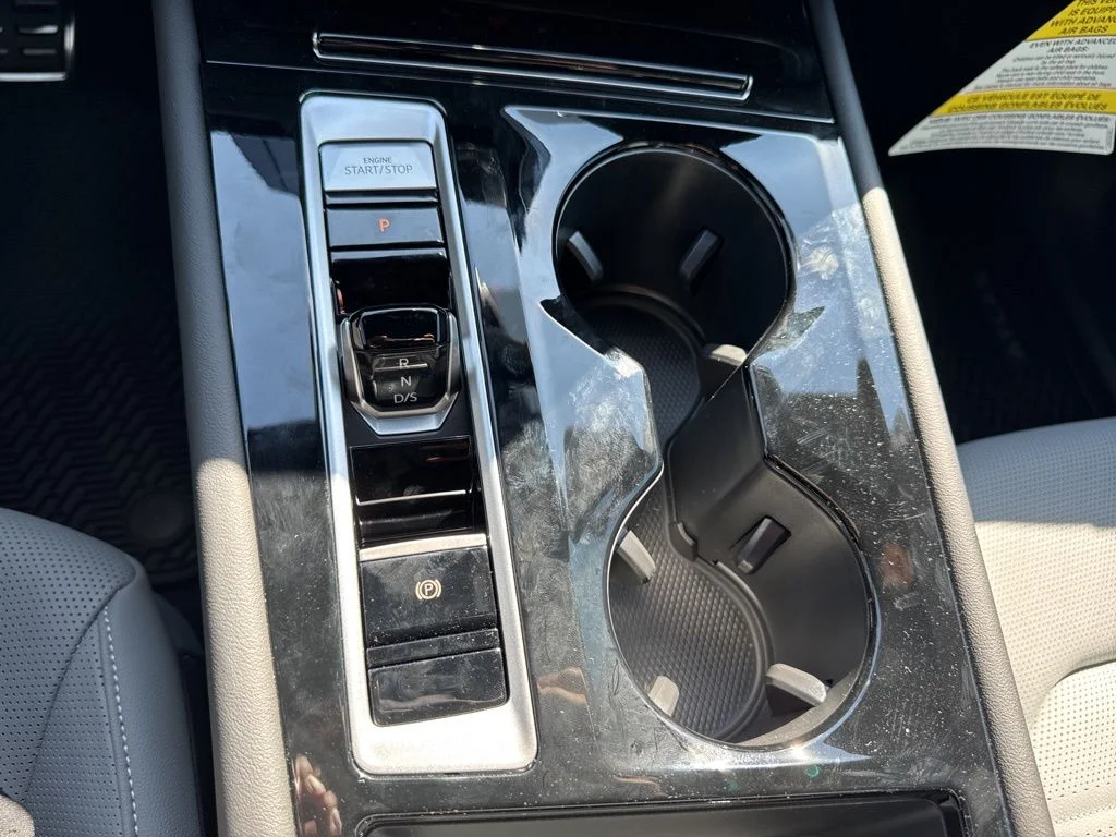2026 Volkswagen Atlas Cross Sport SEL R-LINE - Photo 25