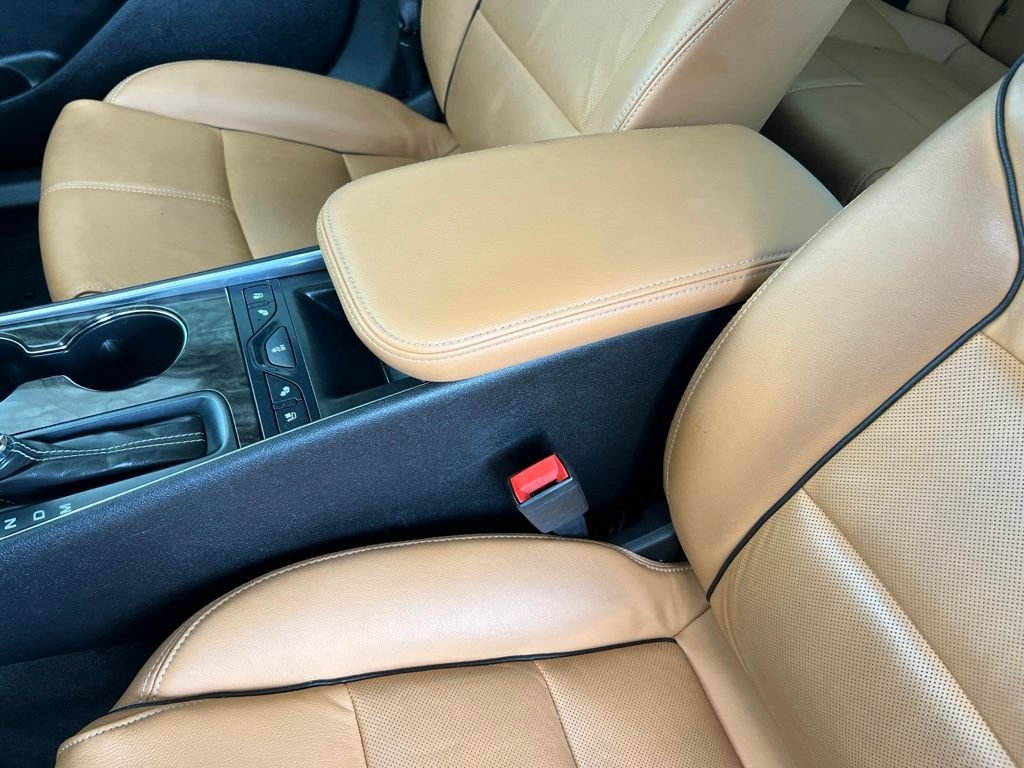Used 2015 Blue Chevrolet LTZ image 26