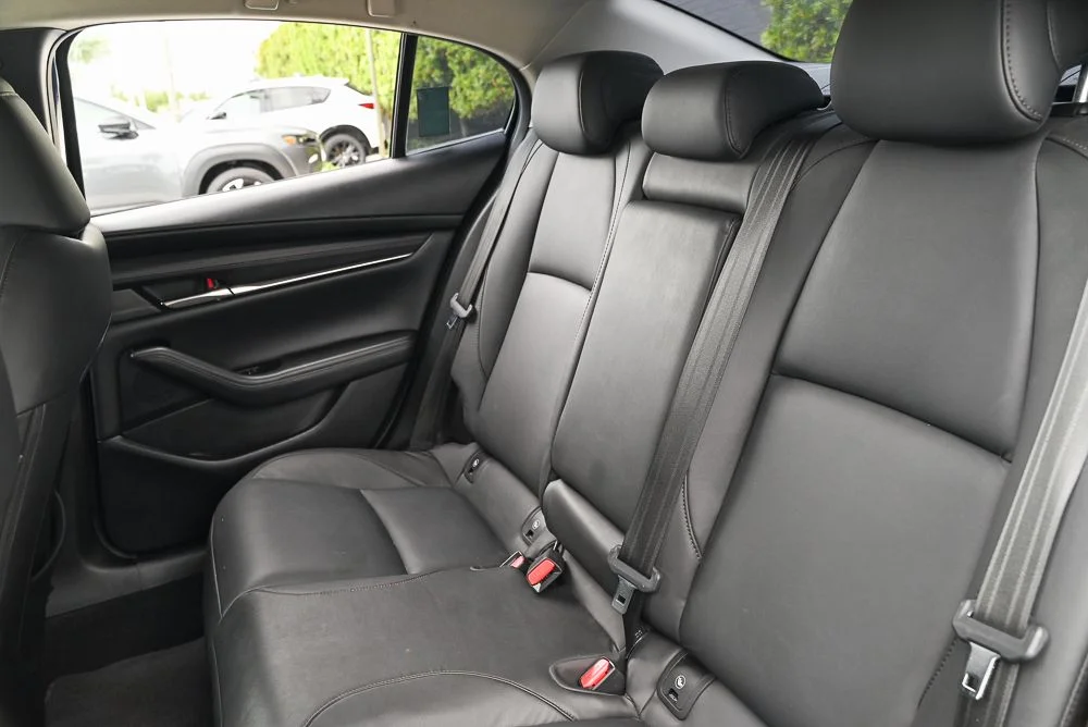 Used 2019 Blue Mazda Preferred image 13