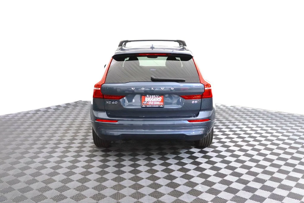 2022 Volvo XC60 Momentum - Photo 7