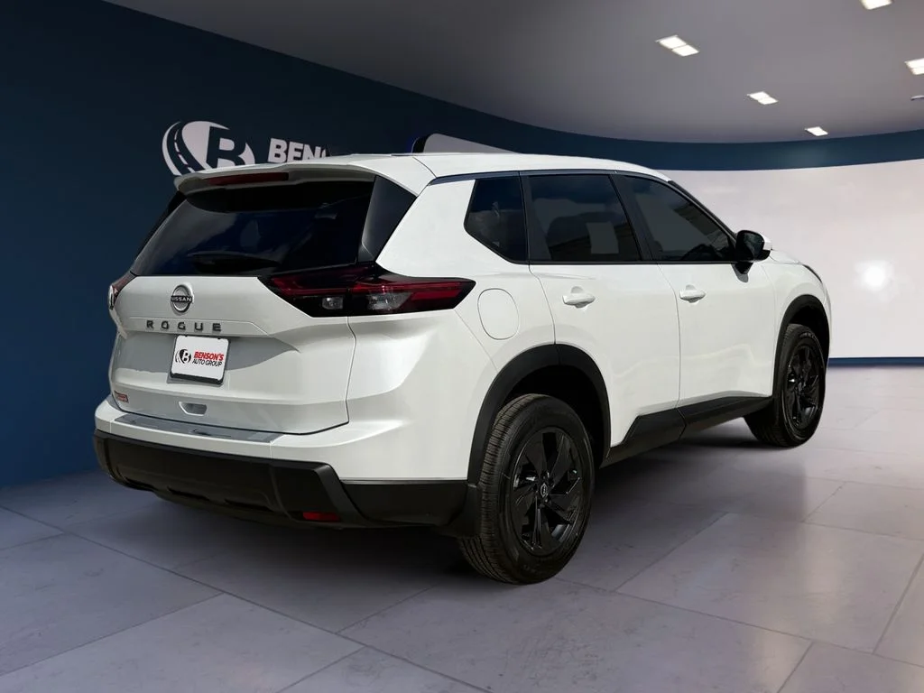 New 2026 Everest White Pearl TriCoat Nissan SV image 5