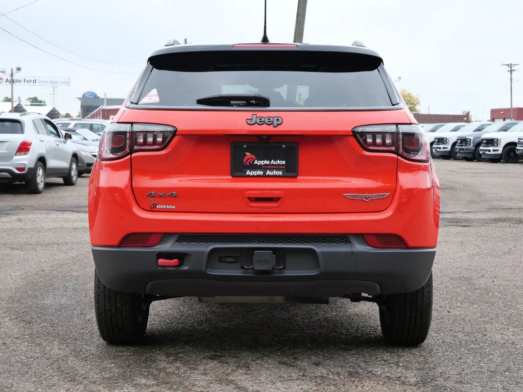 Used 2019 Orange Jeep Trailhawk image 5