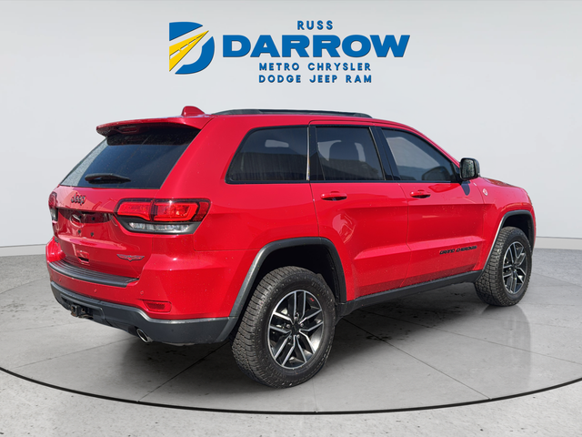 Used 2021 Red Jeep Trailhawk image 5