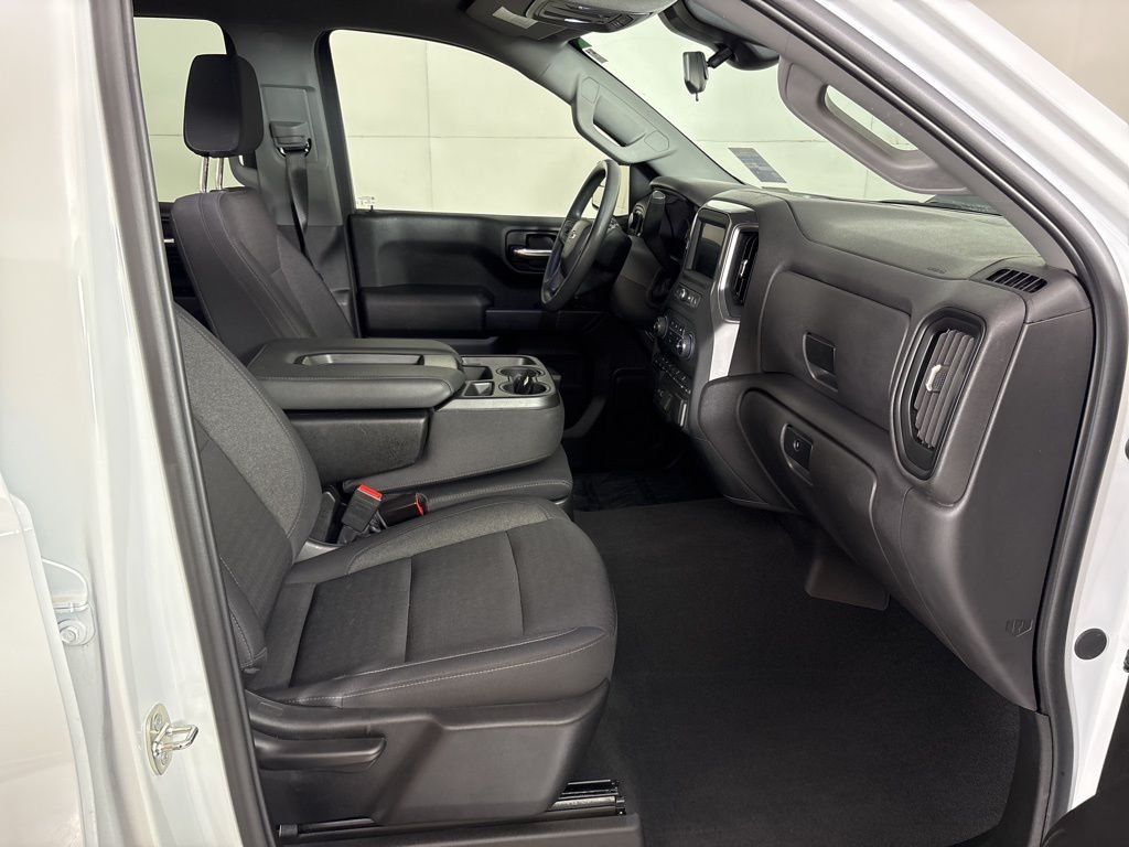2024 Chevrolet Silverado 1500 Custom - Photo 16