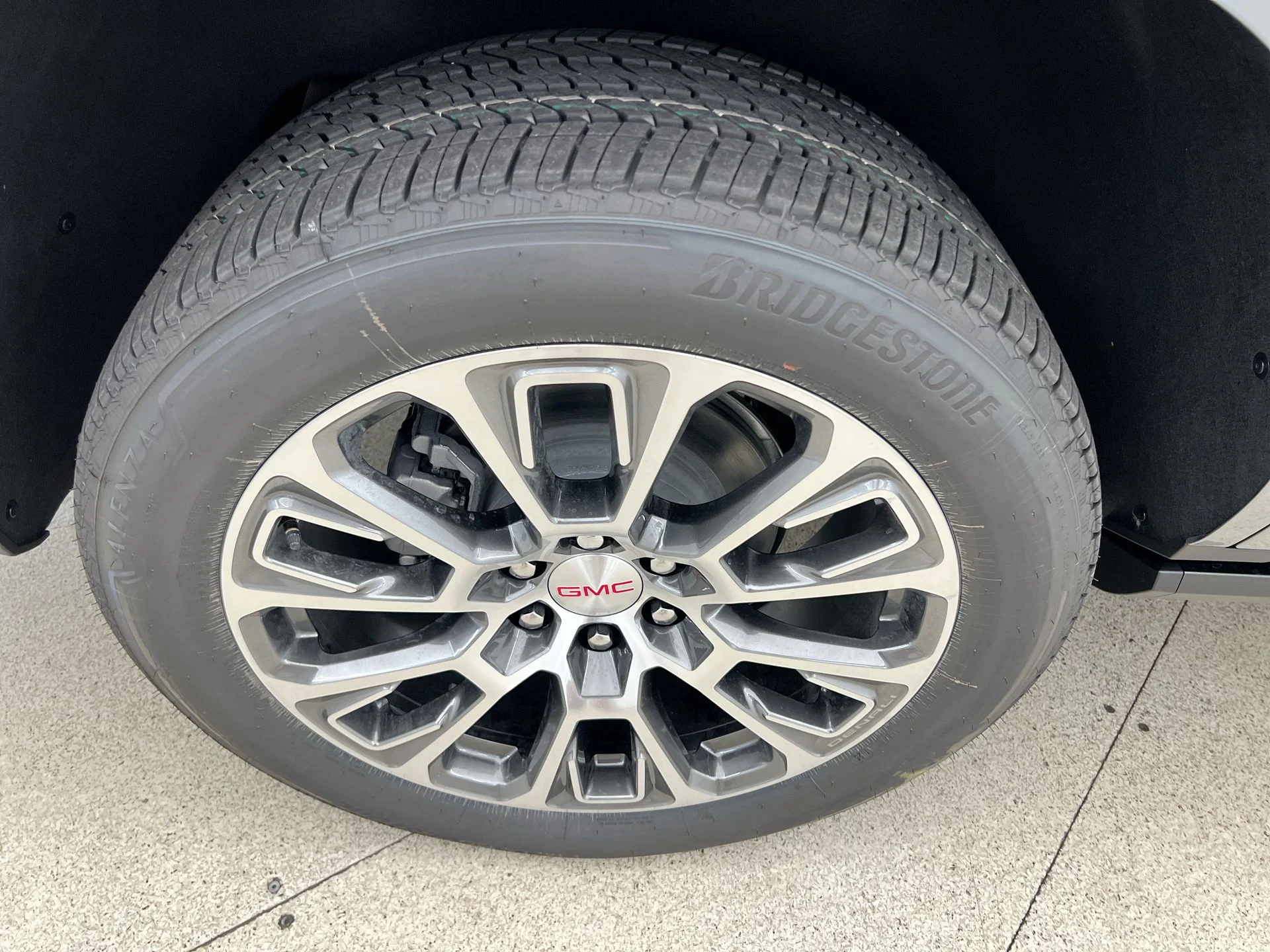 2026 GMC Yukon Denali - Photo 85