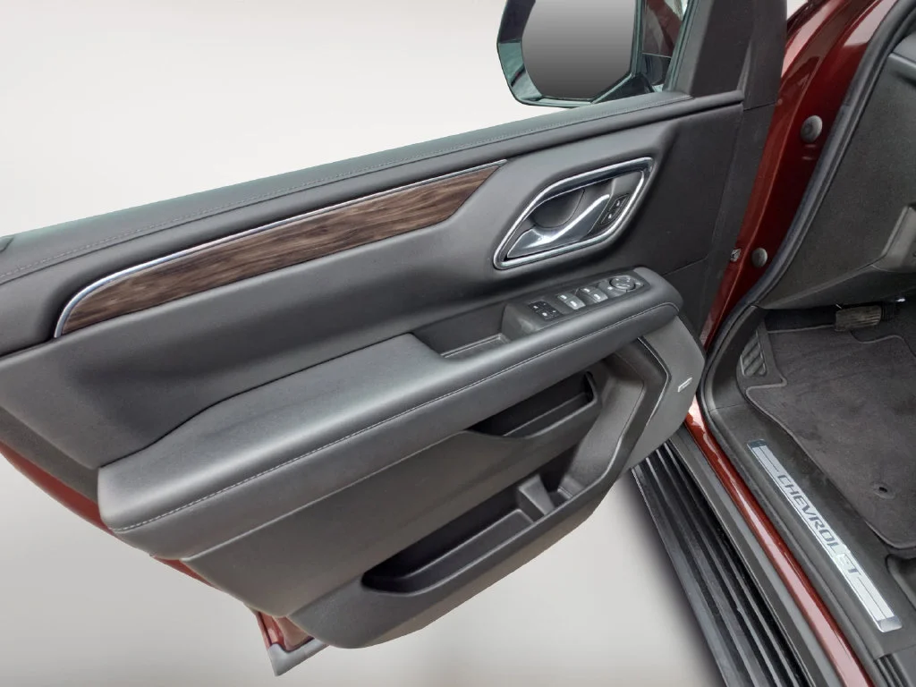 Used 2022 Auburn Metallic Chevrolet LT image 10