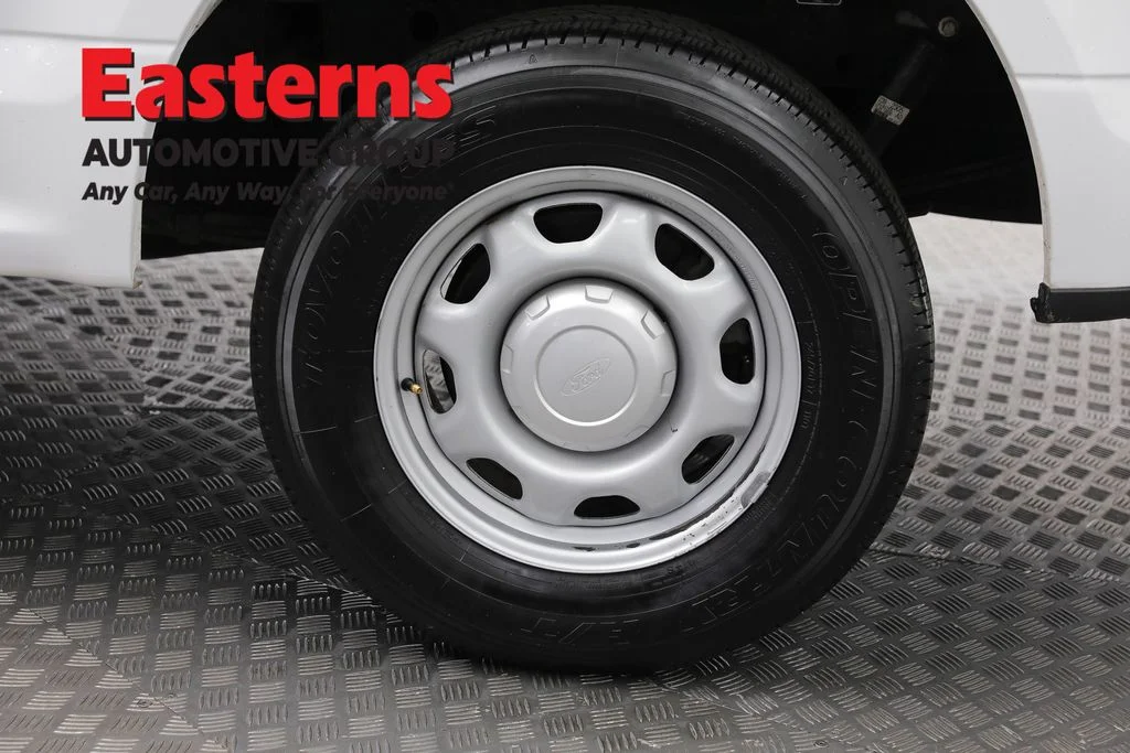 Used 2019 White Ford XL image 32