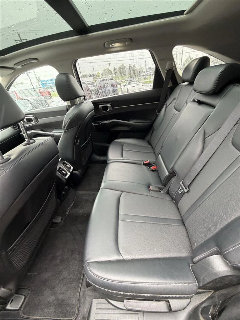Used 2021 Sparkling Silver Kia S image 12