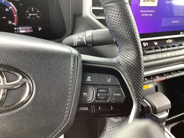 Used 2023 Magnetic Gray Metallic Toyota Platinum image 27