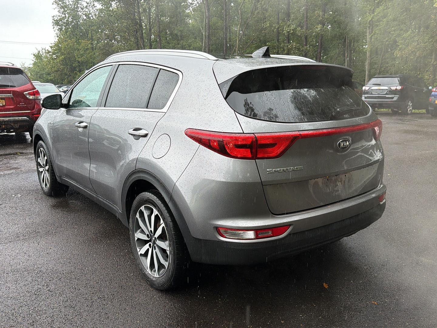 Used 2017 Mineral Silver Kia EX image 10