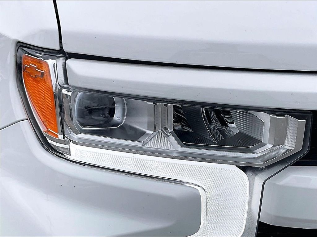 Used 2023 White Chevrolet RST image 30