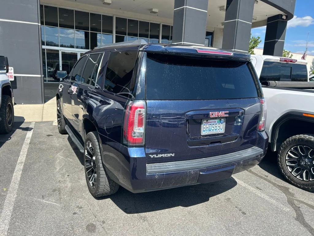 Used 2017 Blue GMC SLT image 3