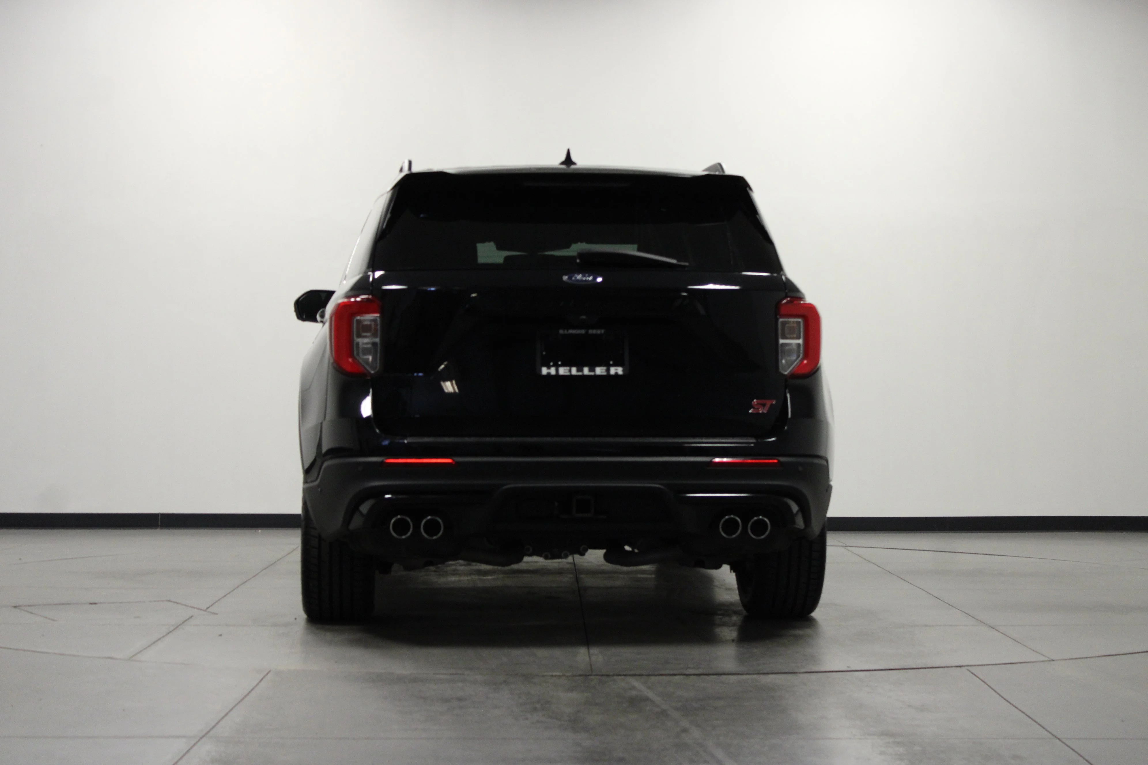 Used 2021 Black Metallic Ford ST image 5