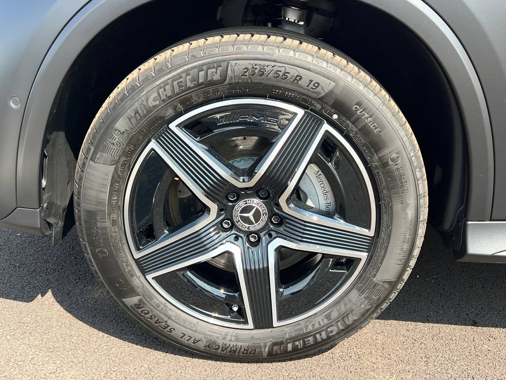 New 2026 MANUFAKTUR exclusive graphite grey magno Mercedes-Benz GLC 300 image 66
