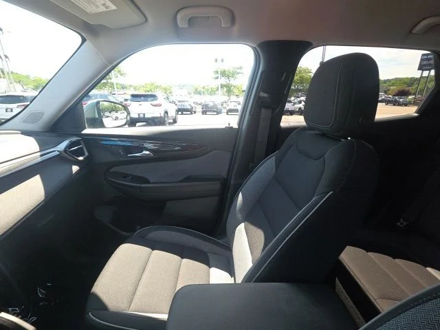 Used 2026 Green Chevrolet LT image 25