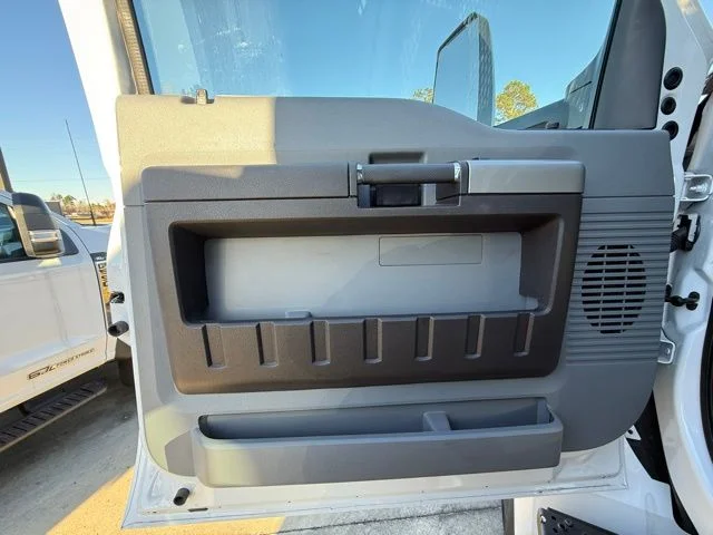 New 2025  Ford Base image 9