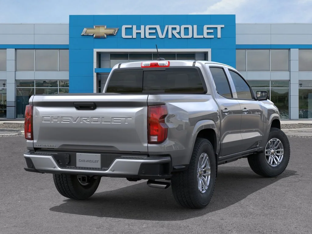 New 2026 Sterling Gray Metallic Chevrolet LT image 4