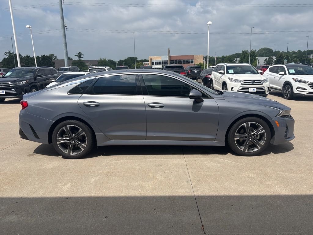 Used 2021 Everlasting Silver Kia EX image 4