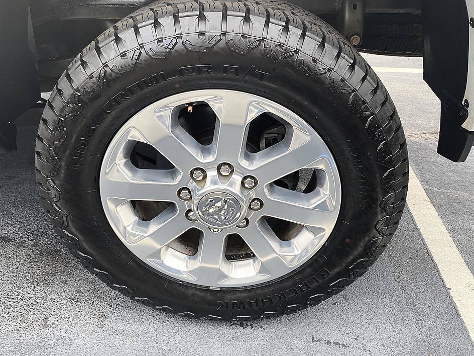 Used 2022 Bright White Clearcoat Ram Laramie image 26