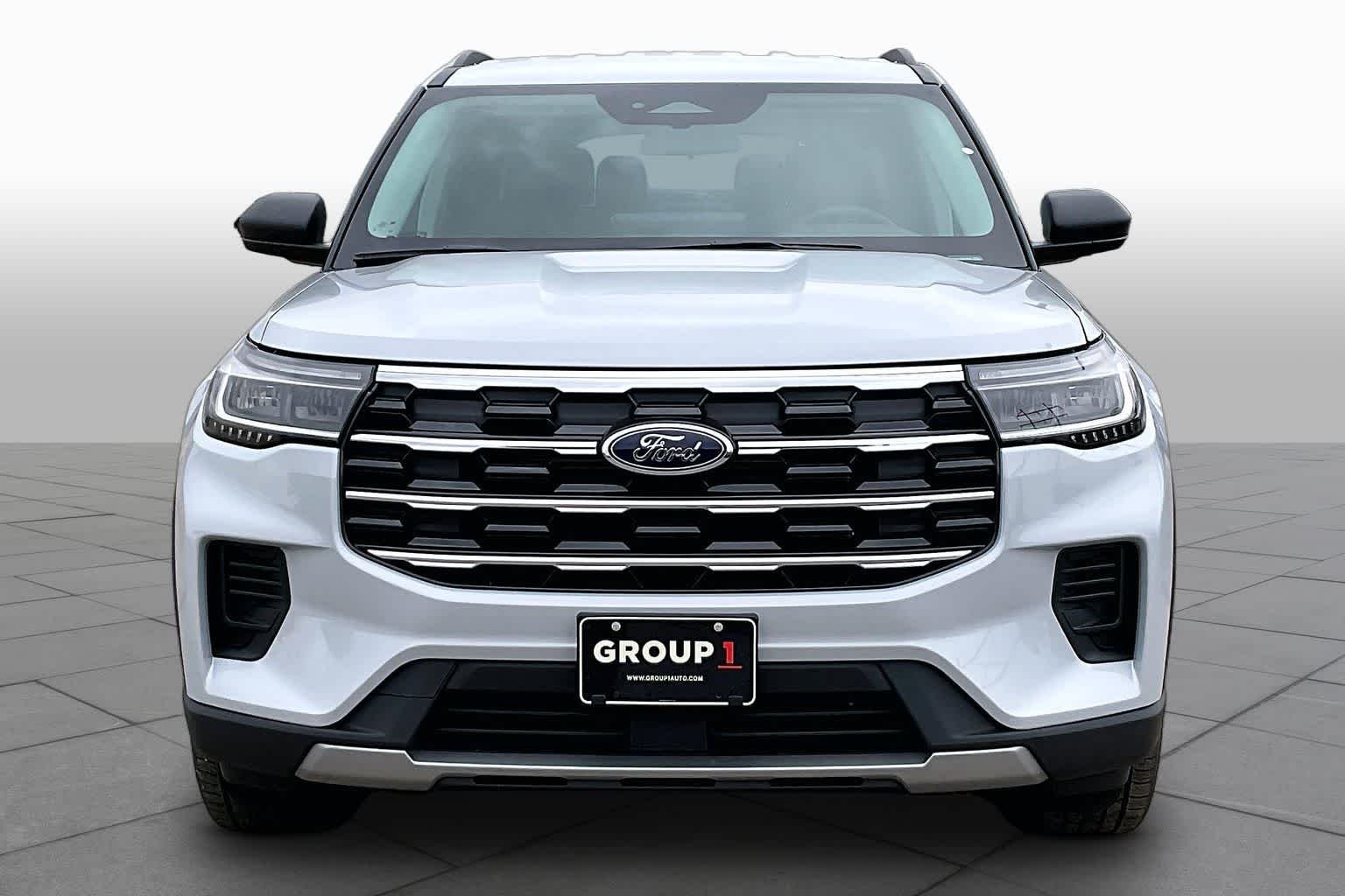 New 2026 Space White Metallic Ford Active image 3