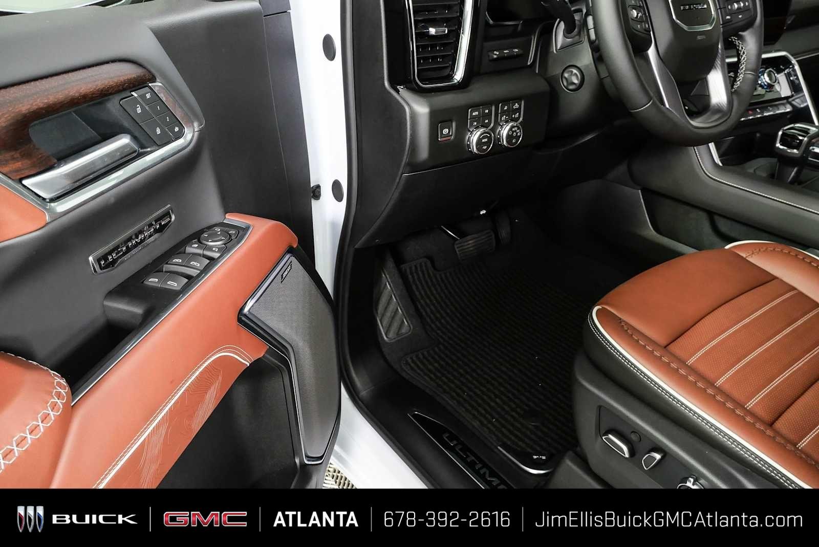 New 2026 Glacier White Tricoat GMC Denali Ultimate image 9