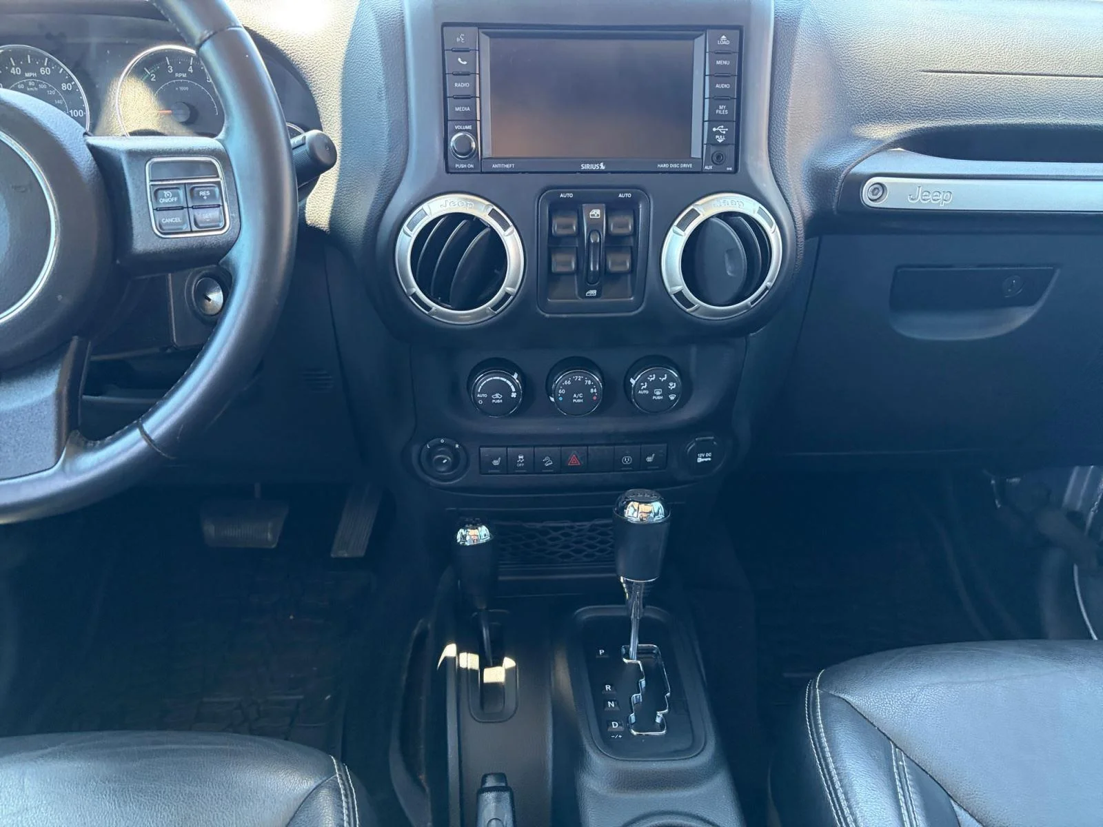 Used 2017 Billet Silver Metallic Clearcoat Jeep Rubicon image 11