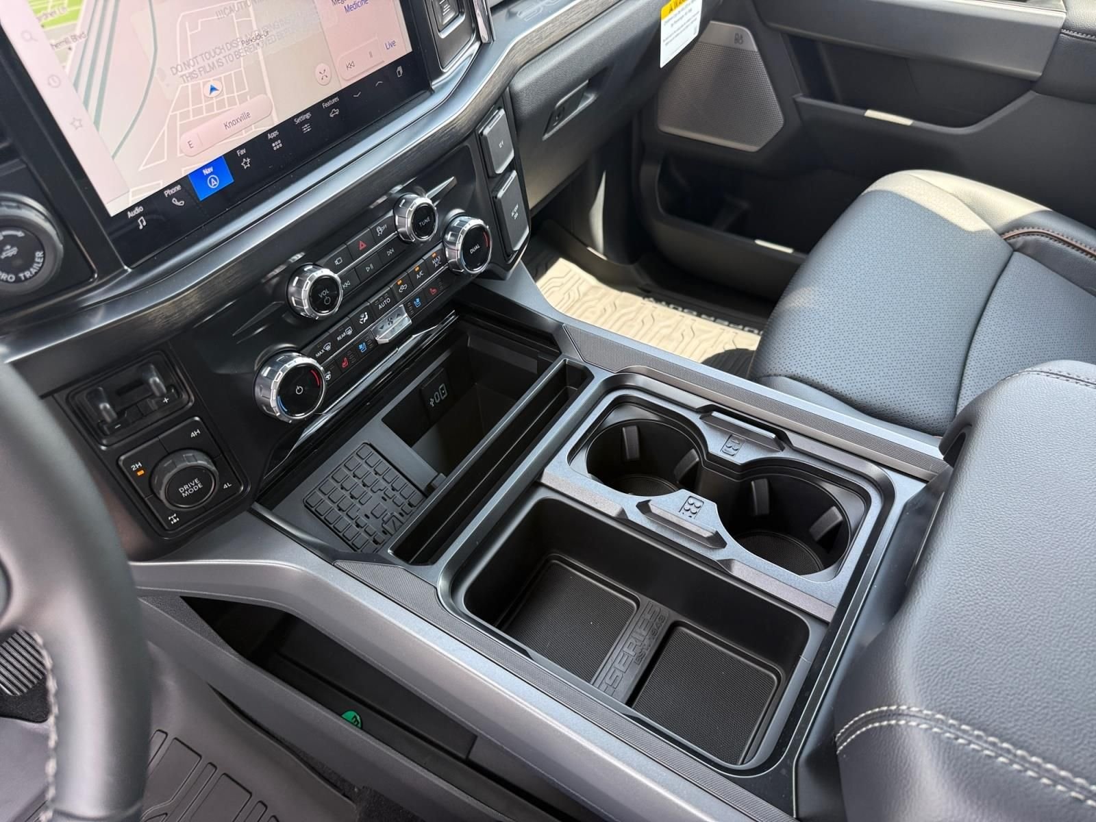 New 2026 Glacier Gray Metallic Tri-Coat Ford F-350® Lariat® image 23