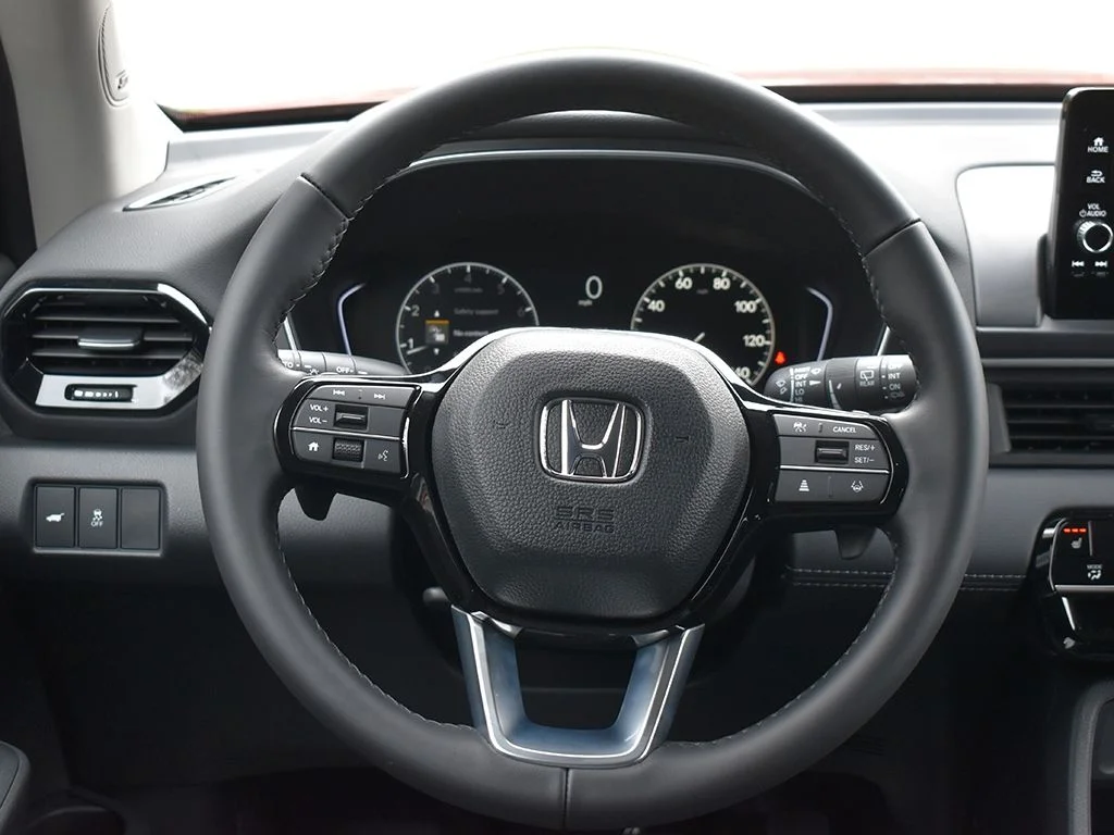 2025 Honda Pilot Touring - Photo 17