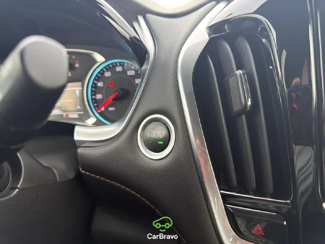 Used 2019 PEPPERDUST METALLIC Chevrolet LT Cloth image 29