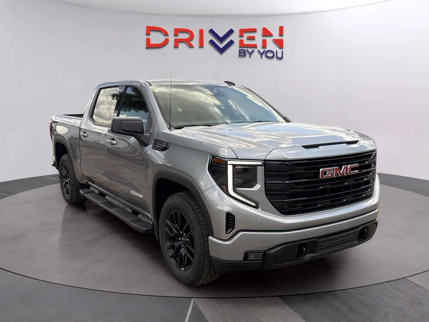New 2026 Sterling Metallic GMC Elevation image 7