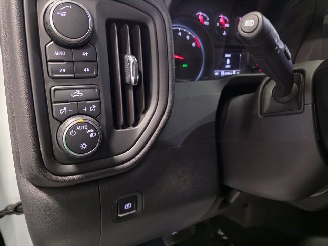 Used 2024 Summit White Chevrolet Custom Trail Boss image 20
